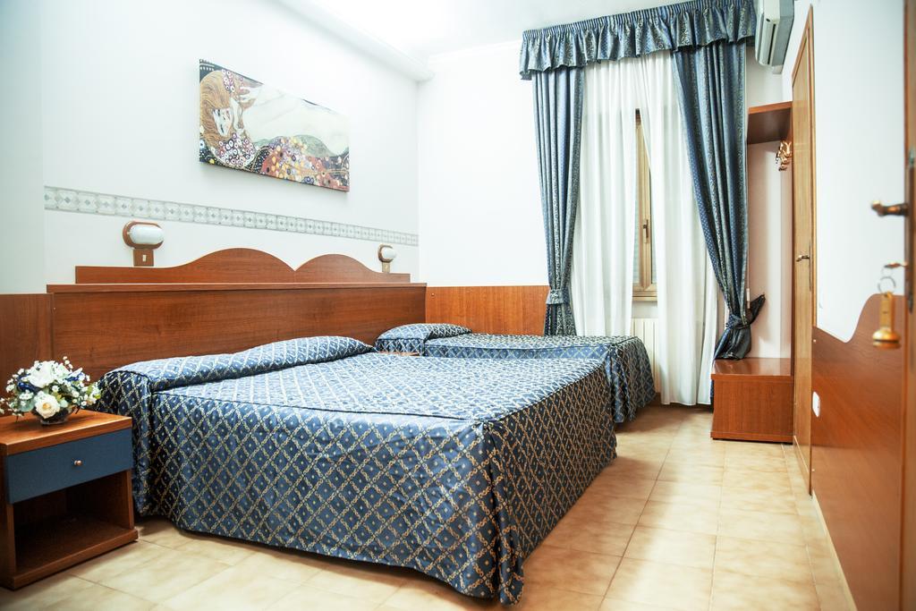 Camp'S Hotel Colonna Esterno foto