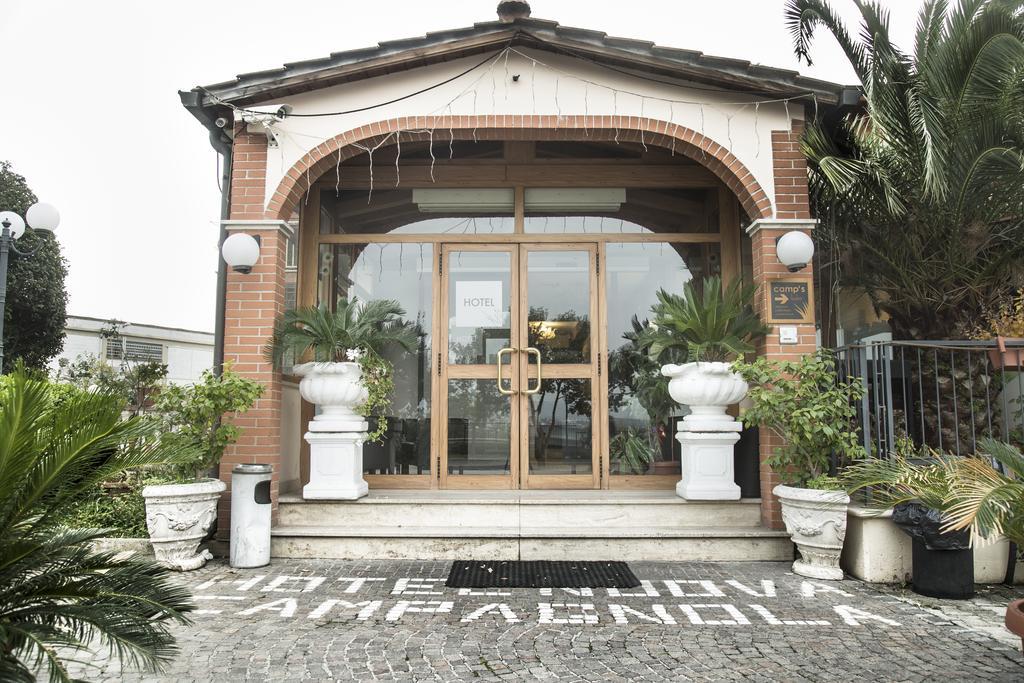 Camp'S Hotel Colonna Esterno foto